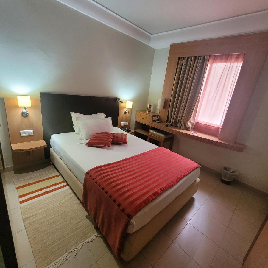 Hotel Tiba Tunis Exterior photo