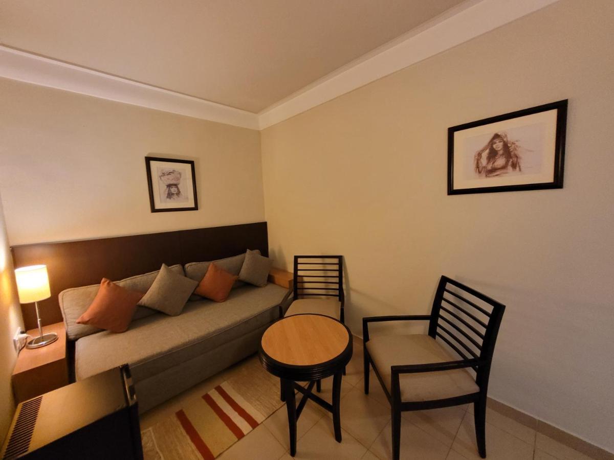 Hotel Tiba Tunis Exterior photo